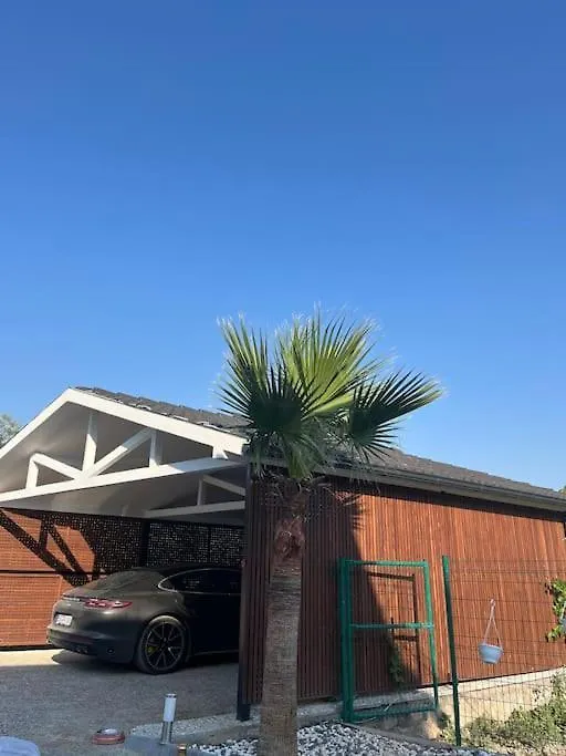 Goele, Plaja, Merkeze Yakin Villa Ortaca